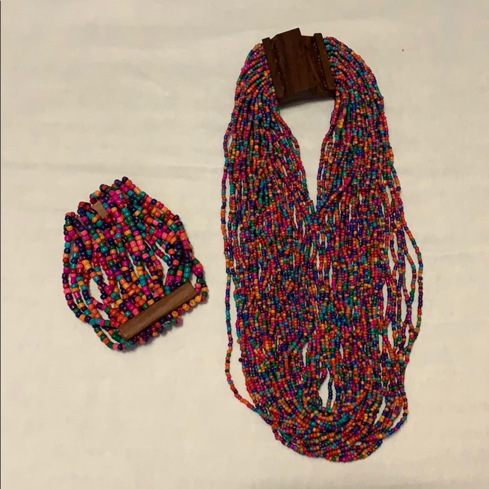 Necklace and bracelet bead set beautiful colors